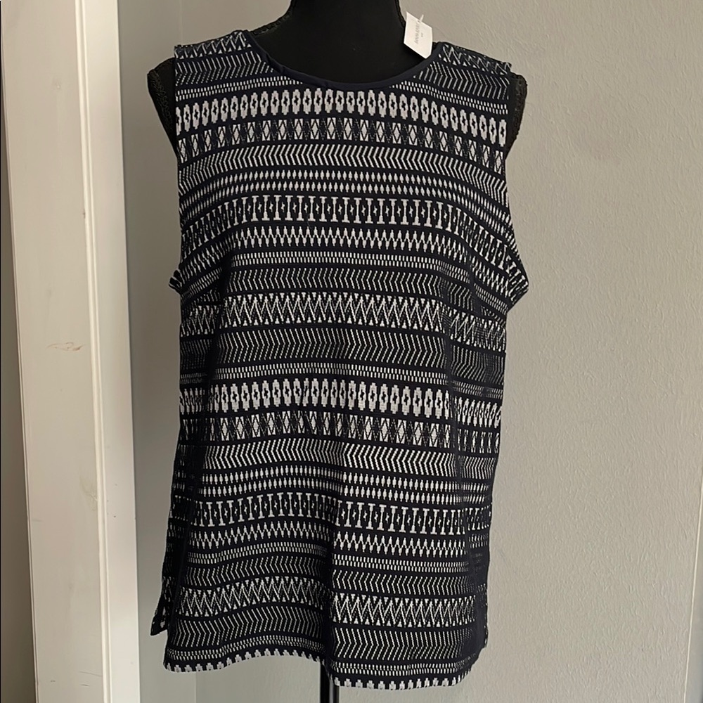 Banana Republic Navy and White Relaxed Print Tank